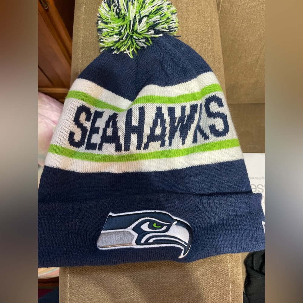 Seattle Seahawks winter Pom Pom hat